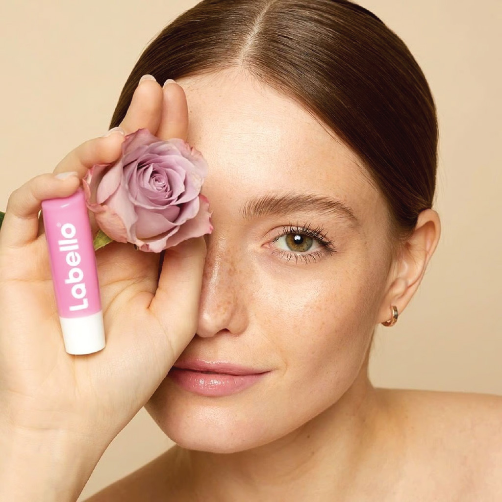 Labello, Soft Rose Lip Balm, Hydrating lip balm with soft rose tint, 4.8g