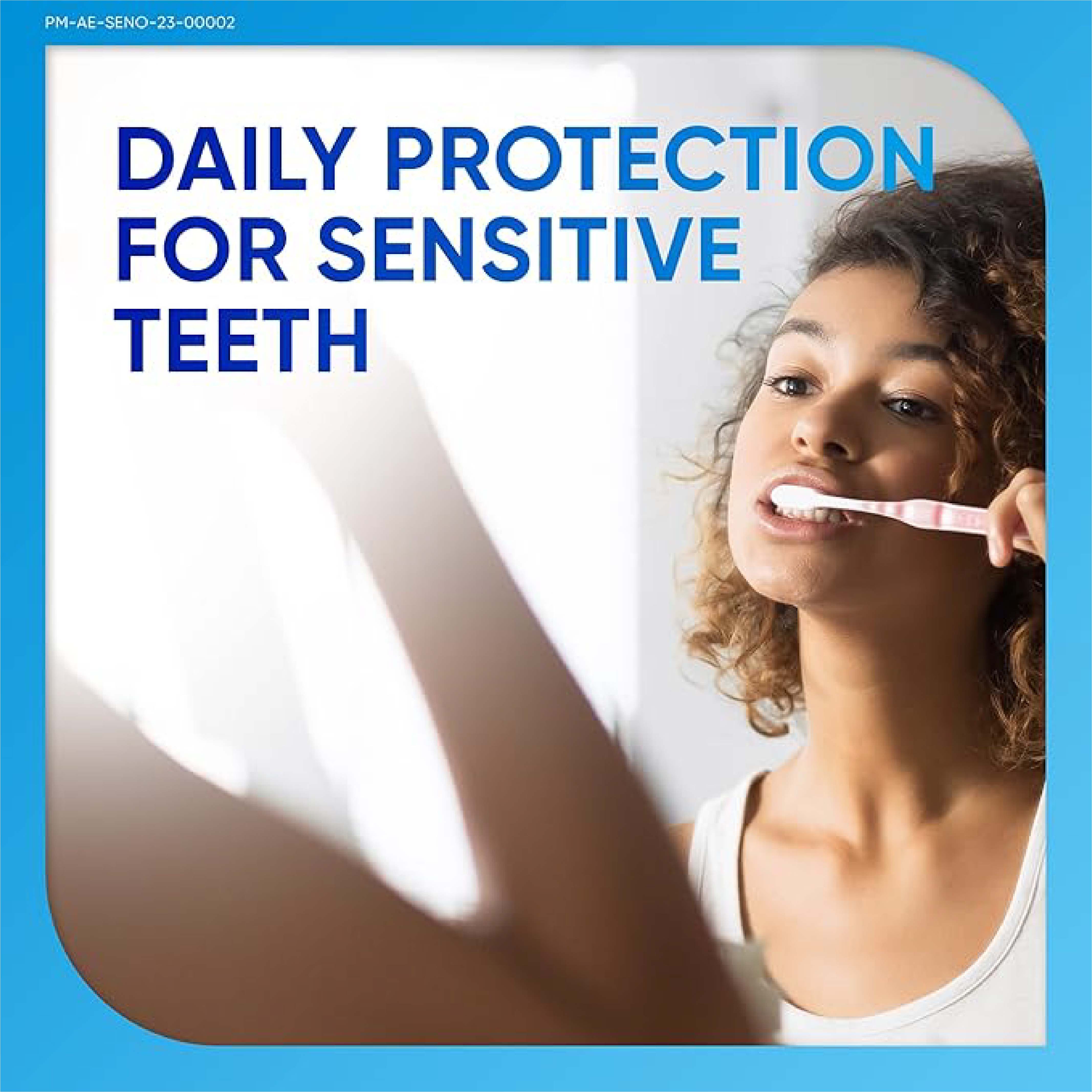 Sensodyne, Complete Protection White Toothpaste, Whitening and protective toothpaste for sensitive teeth, 75ml