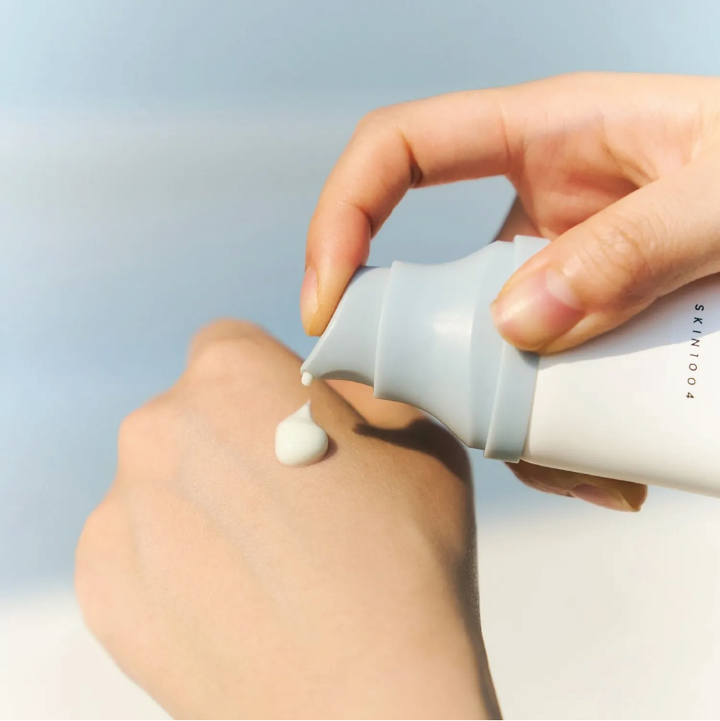 SKIN1004, Madagascar Centella Hyalu-Cica Water-Fit Sun Serum, Lightweight SPF protection with hydration, 50ml