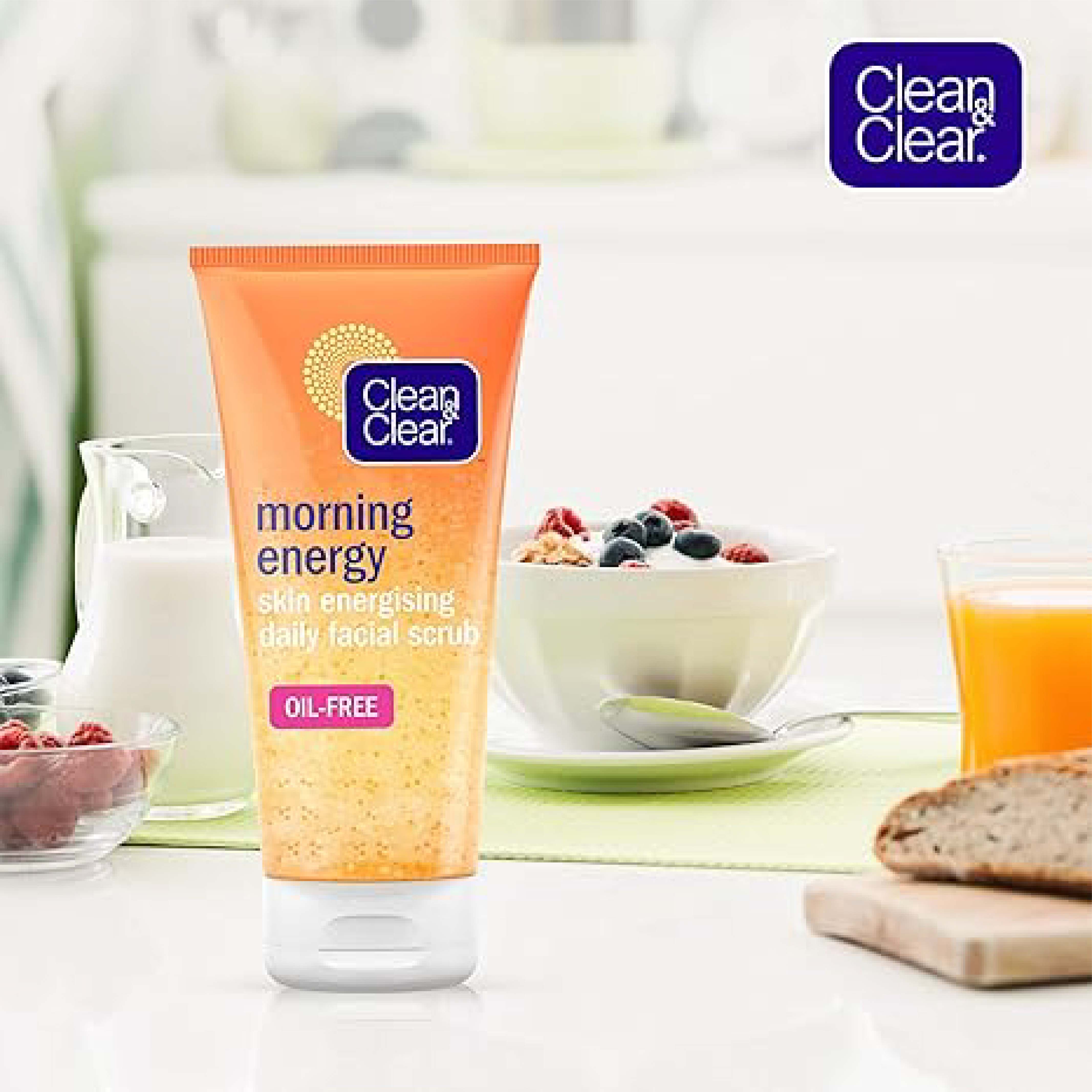 Clean & Clear, Me Skin Energising Daily Scrub, Refreshing daily facial scrub for glowing skin, 150ml