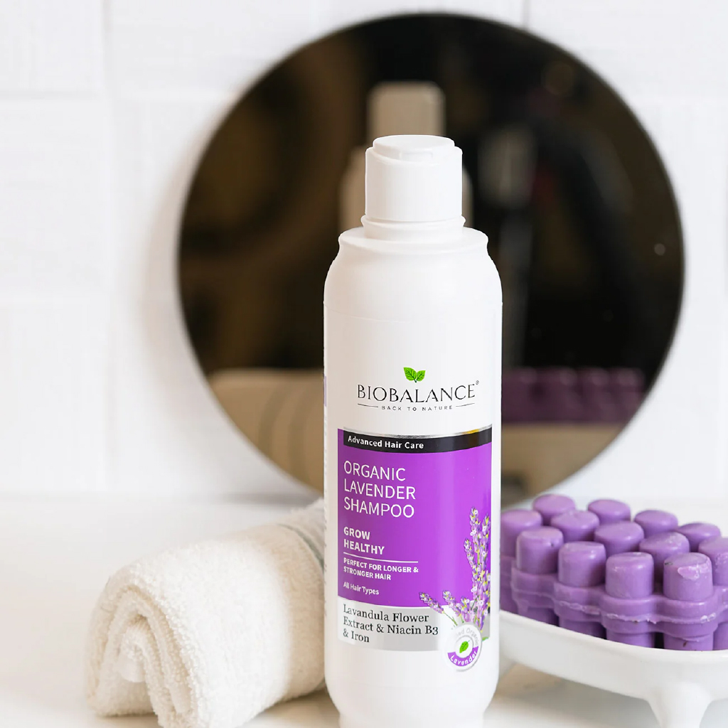 Bio Balance, Lavender Shampoo, Gentle lavender scented hair cleanser, 330ml