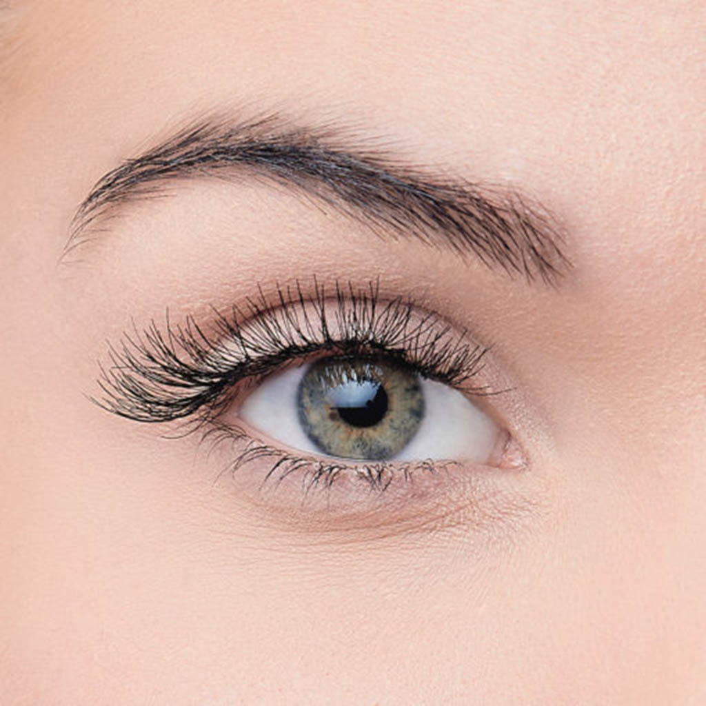 Depend, Wispy artificial eyelashes with glue Charm, Lightweight natural-looking false lashes