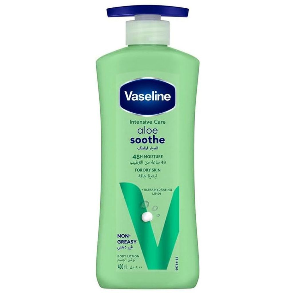 Vaselin, Intensive Care Aloe Soothe Body Lotion, Moisturizing lotion with aloe vera for dry skin, 400ml
