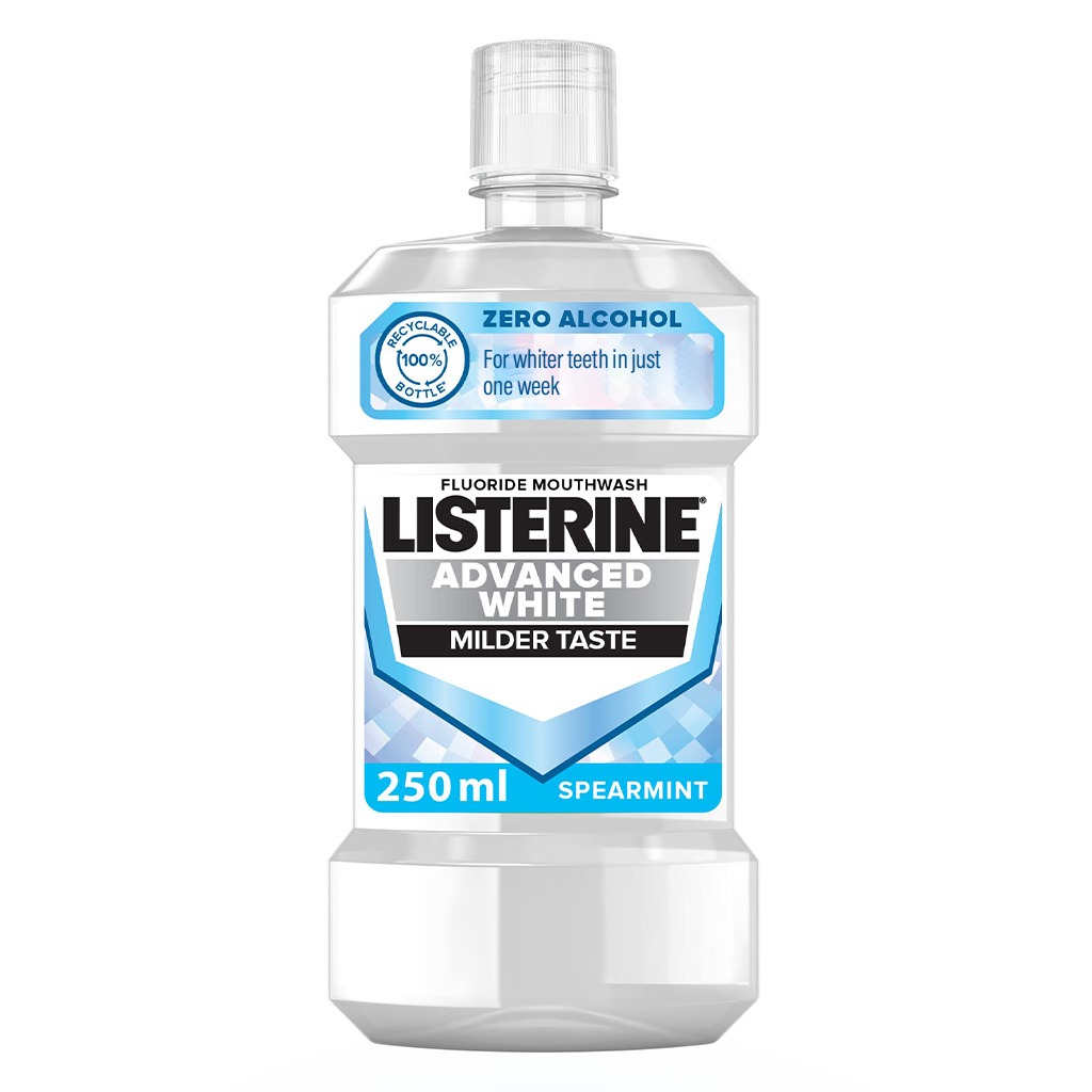 Listerine, Advanced White Mouthwash Spearmint Flavor, Alcohol-free mouthwash for advanced teeth whitening, 250ml