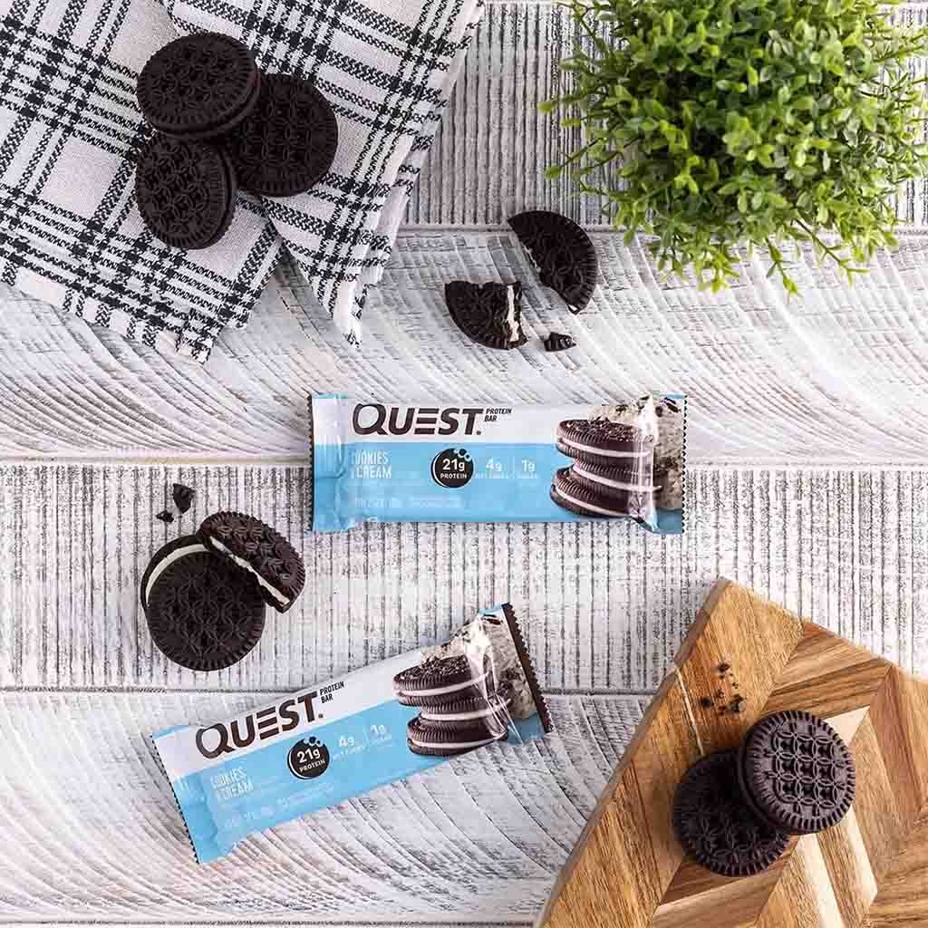 Quest Nutrition, Protein Bars Cookies And Cream, Protein bars with cookies and cream flavor, 60 g
