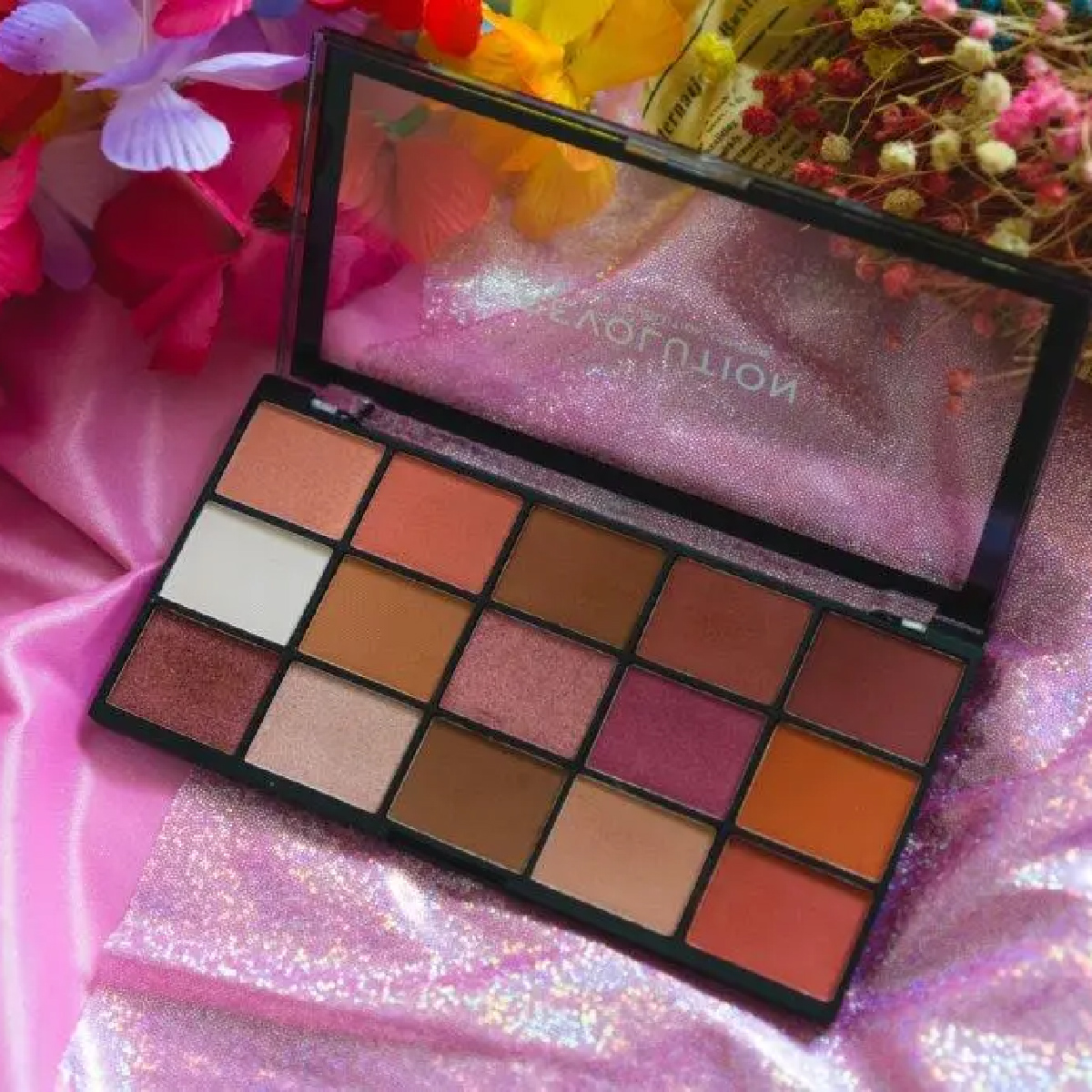 Makeup Revolution, Re-Loaded Palette Neutrals 2, Eyeshadow palette with versatile neutral shades