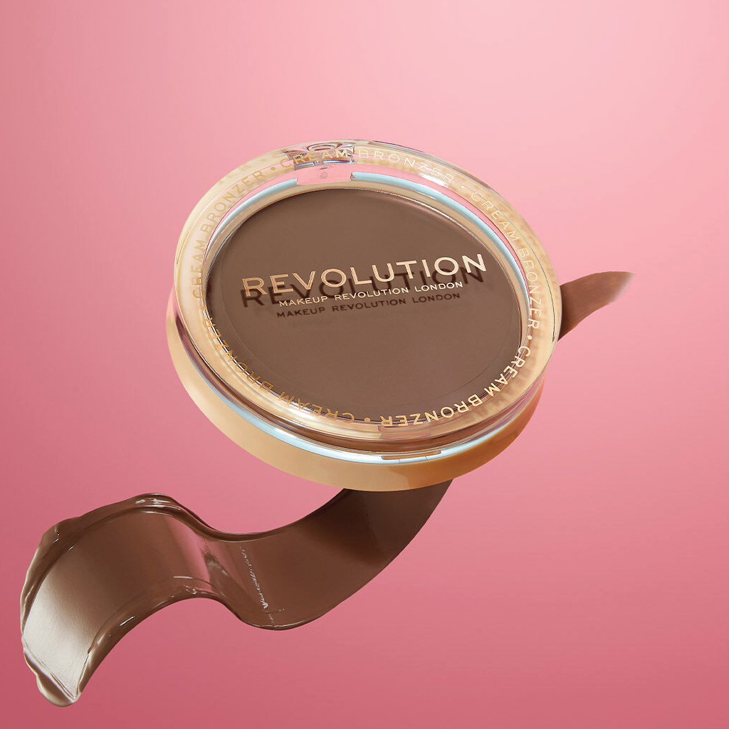 Makeup Revolution, Ultra Cream Bronzer Dark, Creamy bronzer for natural sun-kissed glow