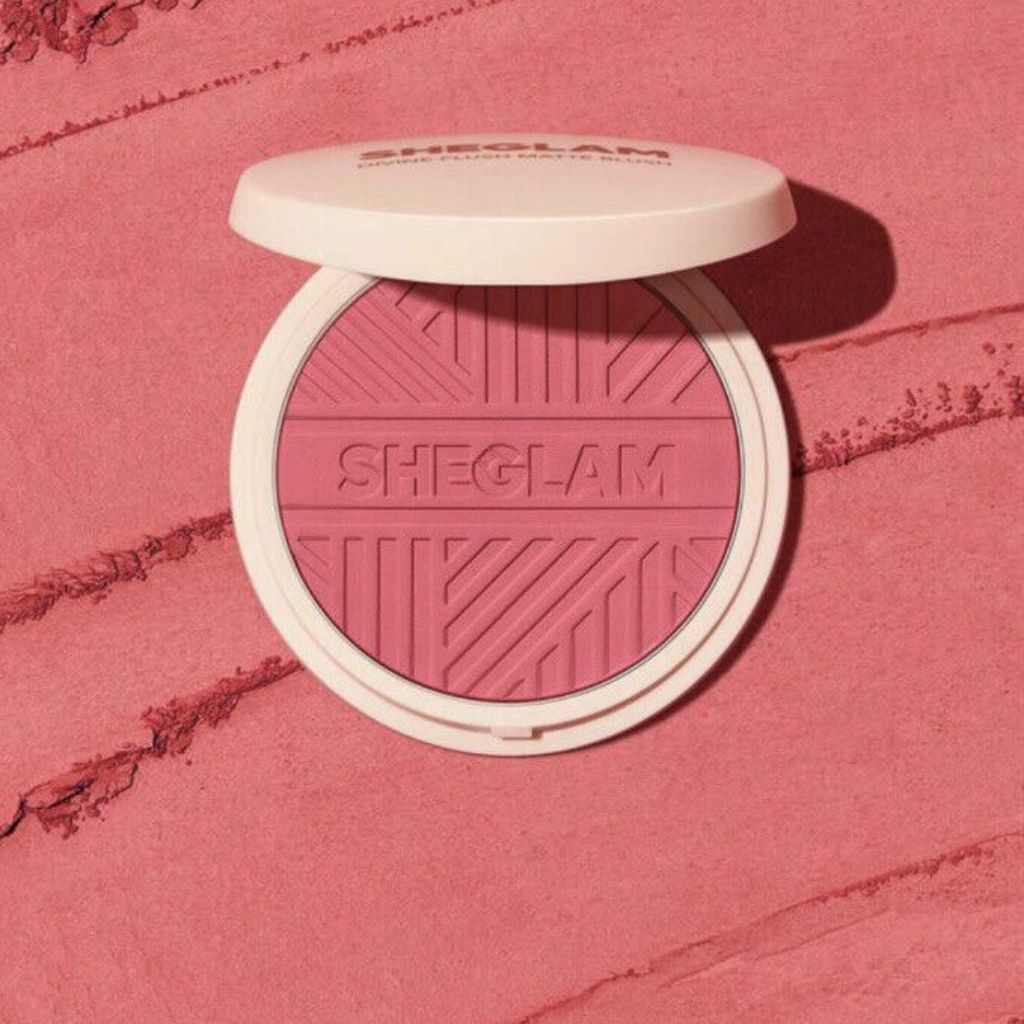 Sheglam, Divine Flush Matte Blush – Let’s Escape, Velvety powder blush for natural matte finish, standard size