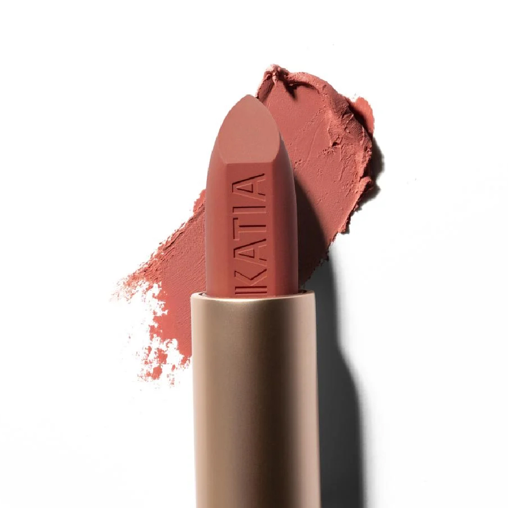 Katia, Nouvelle Lip Rouge 04, Classic lip rouge with smooth application