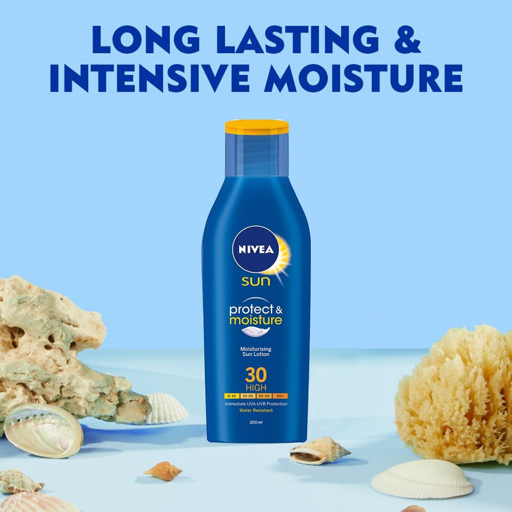 Nivea Sun, SPF 30 Moisturising Sun Lotion, Broad spectrum sun protection with moisturizing effect, 200ml
