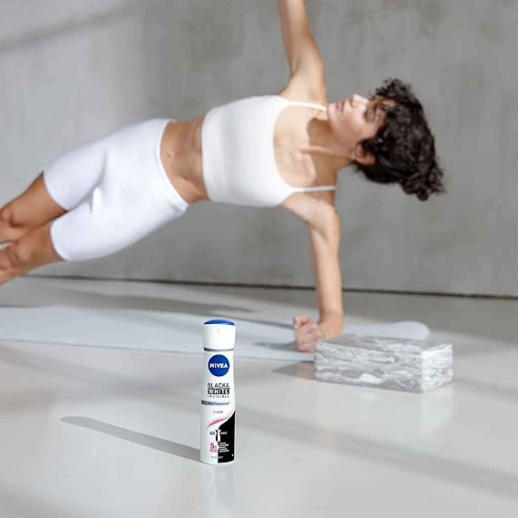 NIVEA DEO BLACK&WHITE WOMEN SPRY 200ML