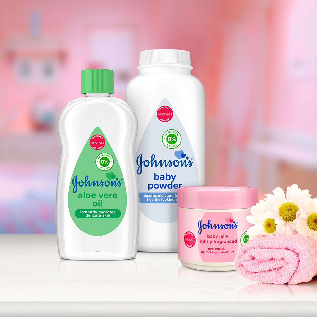 Johnson’s, Gentle baby powder, Soothing talc-free powder for delicate skin, 200g
