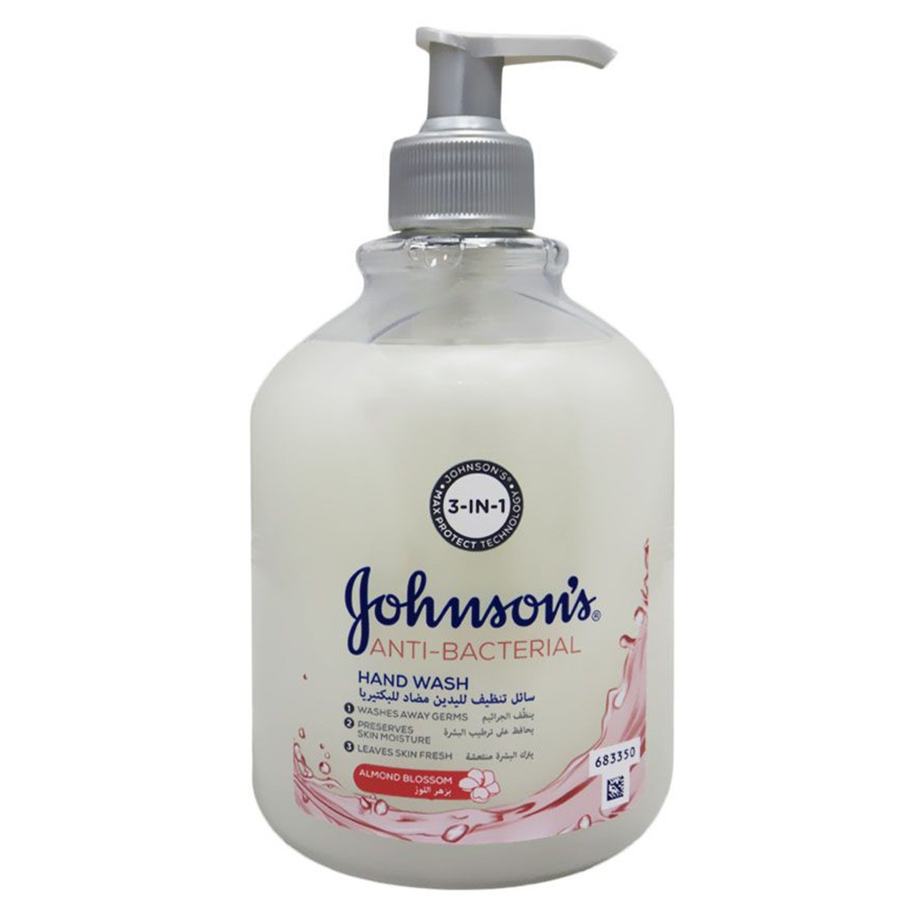 Johnson's Adult Body Wash with Almond Water 500ml