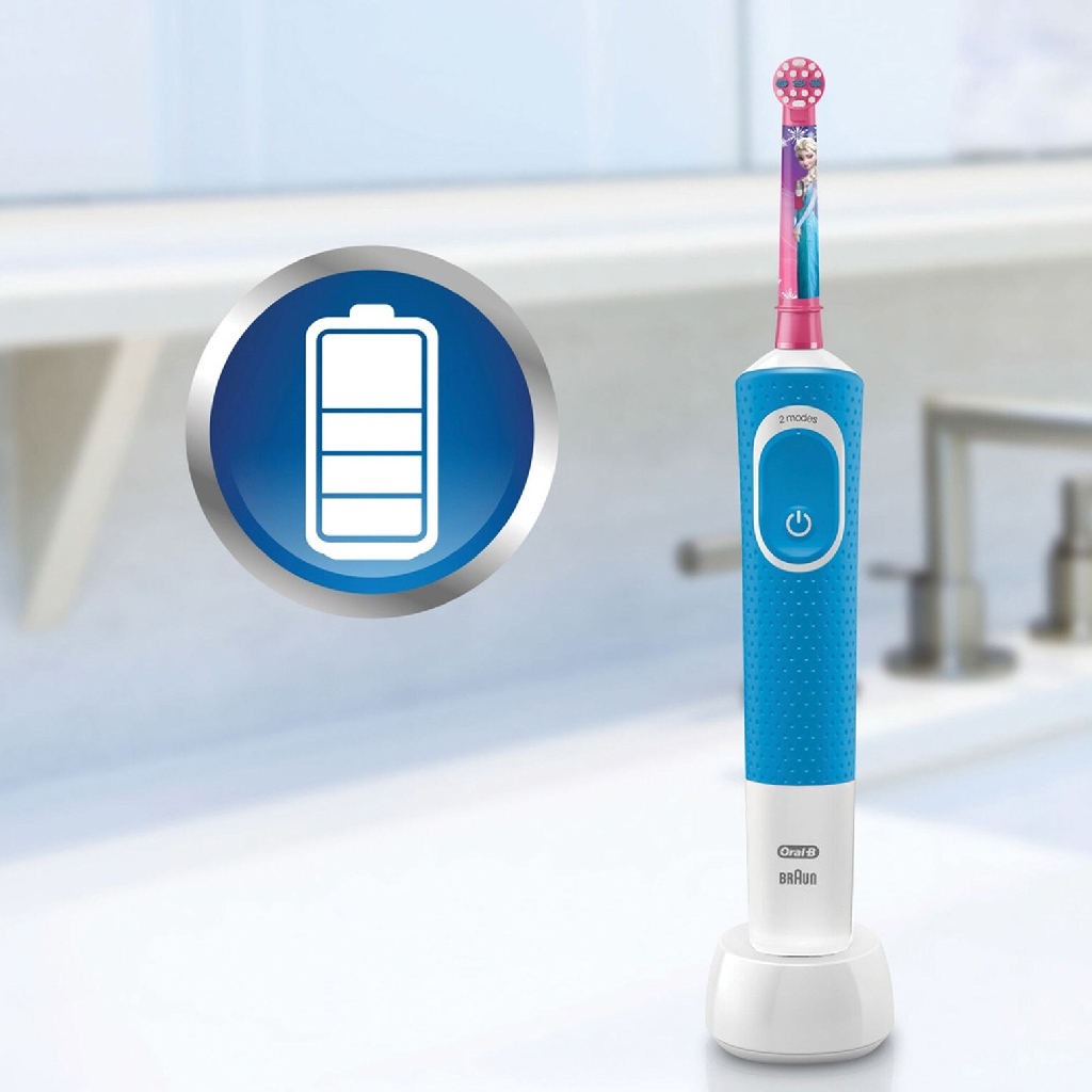 Oral-B, Power Frozen Manual Toothbrush, Soft manual toothbrush with Frozen design for kids