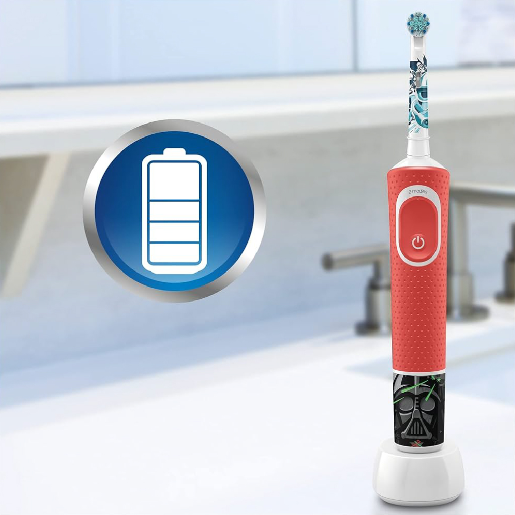Oral-B, Power Star Wars Manual Toothbrush, Soft manual toothbrush with Star Wars design for kids