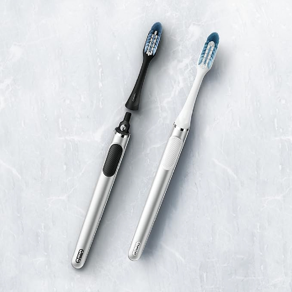 Oral-B, 3D White Pro-Flex Manual Toothbrush, Soft bristles for gentle effective cleaning, Soft