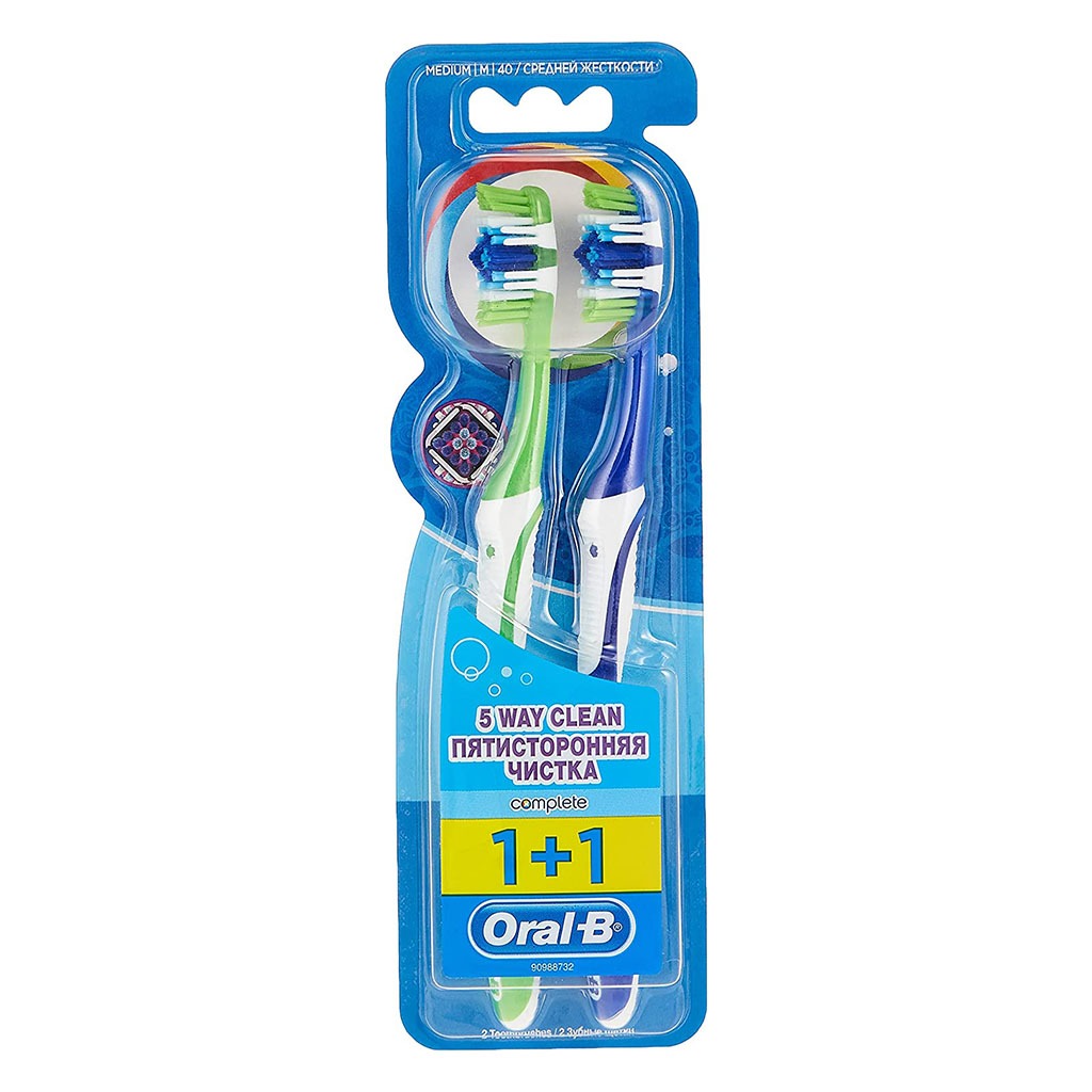 Oral-B, Pro-Expert All-In-One Manual Toothbrush, Soft bristle toothbrush for comprehensive oral care