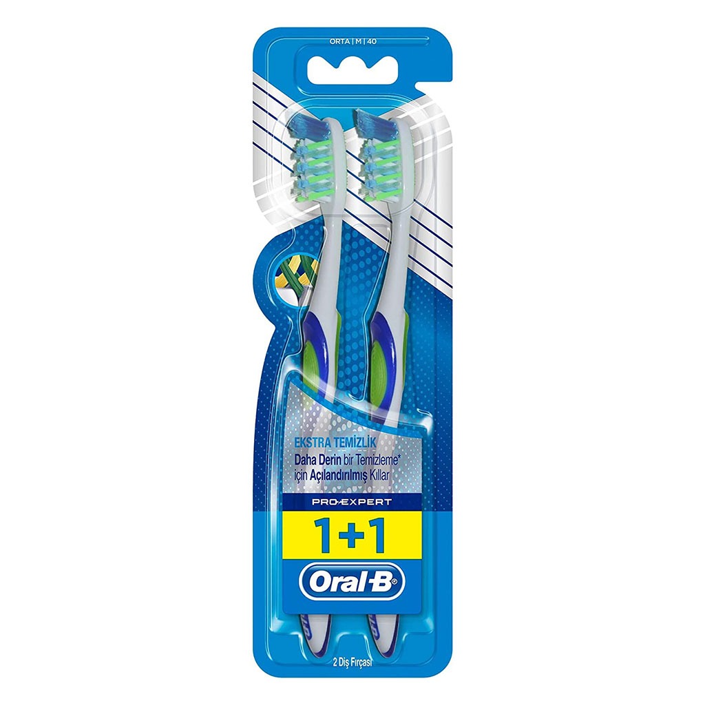 Oral-B Pro-Expert Extra Clean Manual Toothbrush – Soft