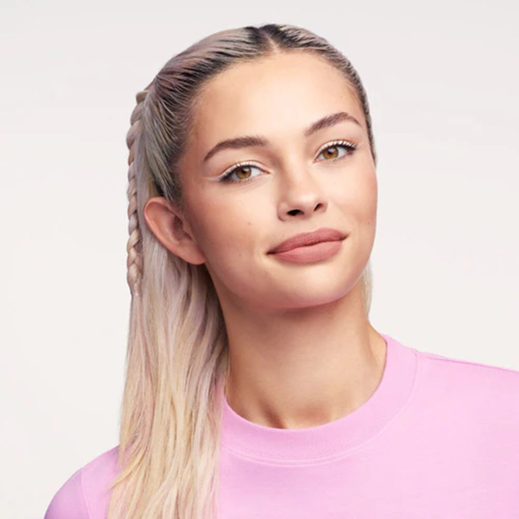 Essence, 8H Matte Liquid Lipstick 04 Rosy Nude, Smooth matte liquid lipstick in rosy nude