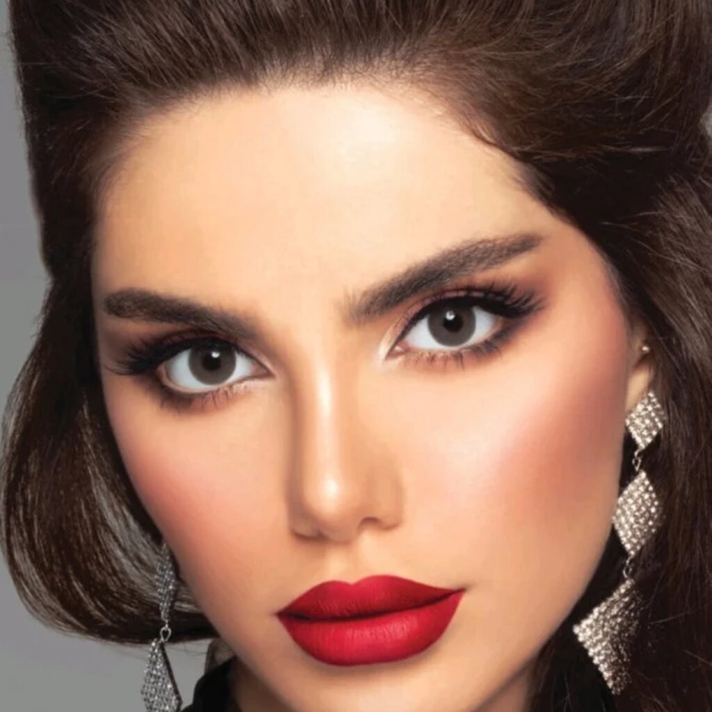 Newlens, Contact lenses Espresso, Dark brown colored contact lenses for eye color change