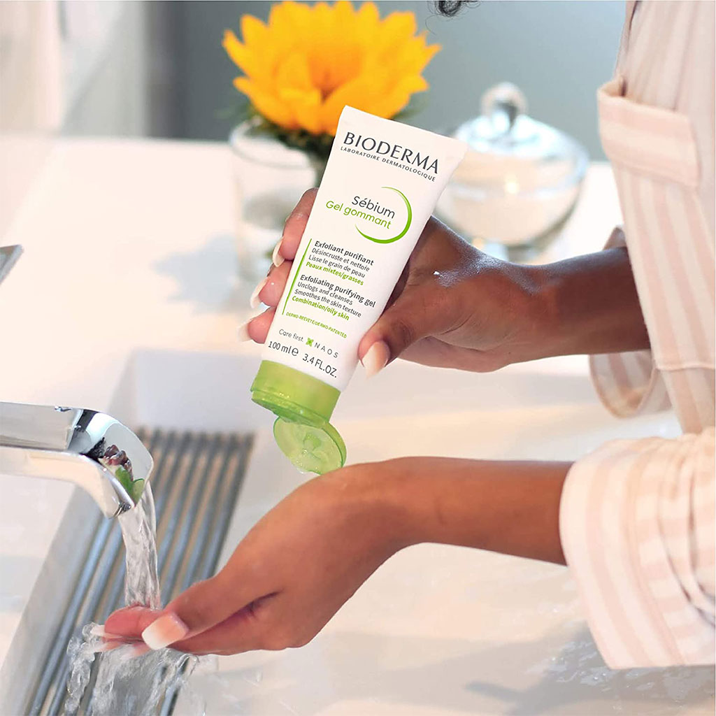 Bioderma, Sebium gel gommant, Exfoliating gel cleanser for oily skin, 100 ml